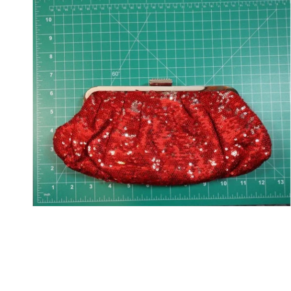 Sequin Satin Clutch Shoulder Bag Kiss Lock Frame 2 Straps Gold Glam Mobwife NWT - Picture 6 of 7